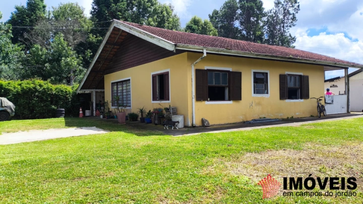 Casa em Vila Britânia, Campos do Jordão - foto 1