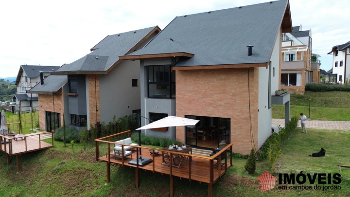 Casa em Atalaia, Campos do Jordão - foto 1