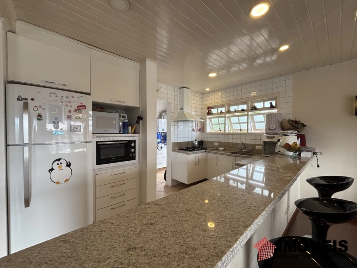Casa em Vila Telma, Campos do Jordão - foto 4