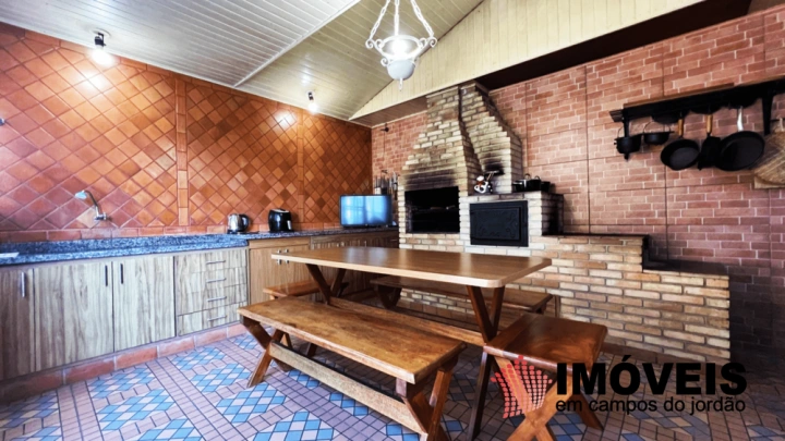 Casa em Recanto Floresta Negra, Campos do Jordão - foto 2