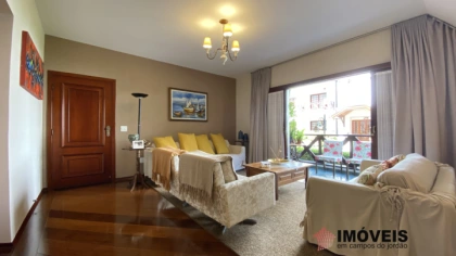 Apartamento em Vila Capivari, Campos do Jordão