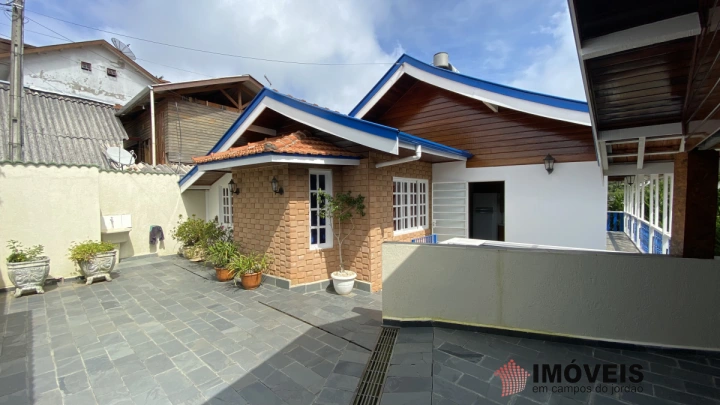 Casa em Vila Rica, Campos do Jordão - foto 1