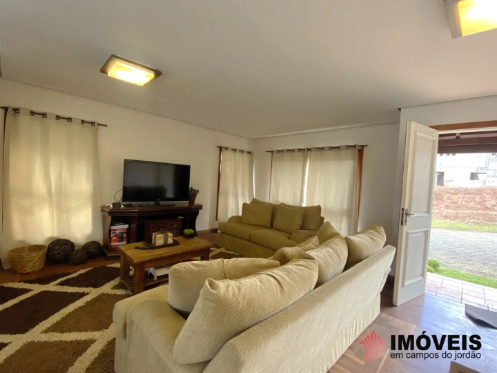 Casa em Recanto Floresta Negra, Campos do Jordão - foto 6