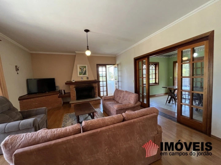 Casa em Alto do Capivari, Campos do Jordão - foto 2