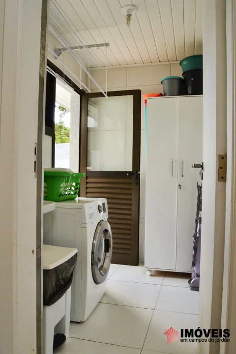 Casa em Vila Capivari, Campos do Jordão - foto 3