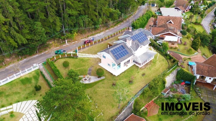 Casa em Alto do Capivari, Campos do Jordão - foto 2