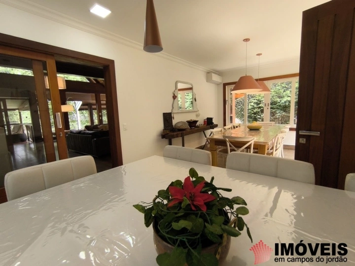 Casa em Alto do Capivari, Campos do Jordão - foto 4