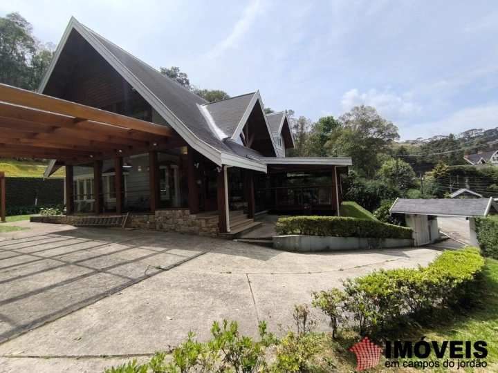 Casa em Alto do Capivari, Campos do Jordão - foto 1
