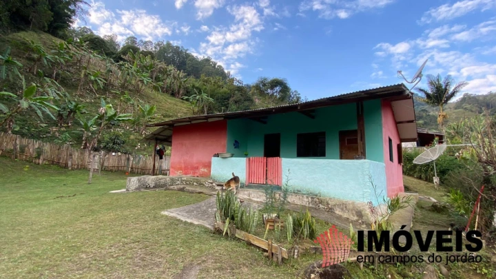 Casa em Bairro dos Melos, Campos do Jordão - foto 1