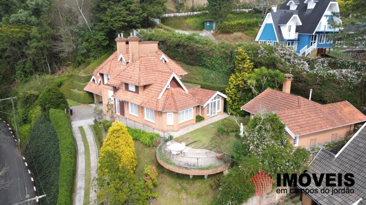 Casa em Vila Capivari, Campos do Jordão - foto 3