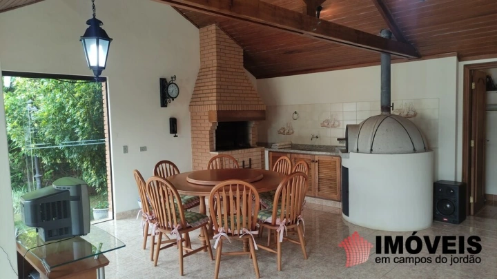 Casa em Vila Capivari, Campos do Jordão - foto 10