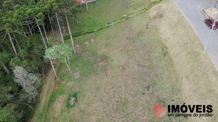 Terreno/Lote em Alto do Capivari, Campos do Jordão - foto 1