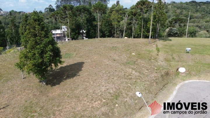 Terreno/Lote em Alto do Capivari, Campos do Jordão - foto 1