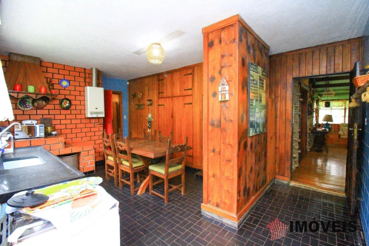 Casa em Vila Capivari, Campos do Jordão - foto 2