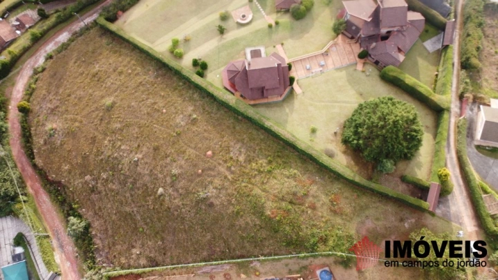 Terreno/Lote em Vila Porã, Campos do Jordão - foto 1