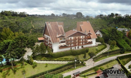 Apartamento em Colinas de Capivari, Campos do Jordão