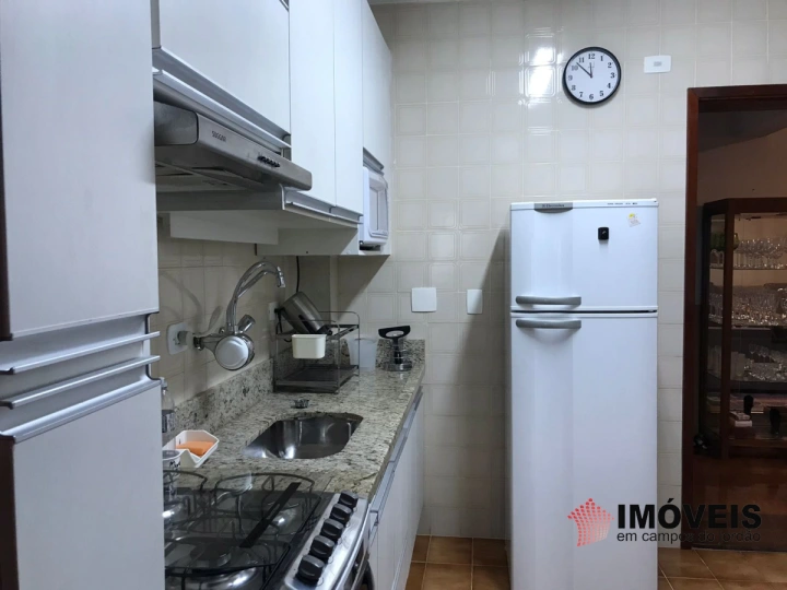 Apartamento em Colinas de Capivari, Campos do Jordão - foto 2