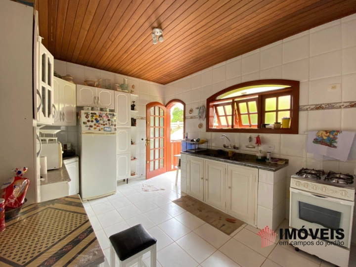 Casa em Vila Nova Suiça, Campos do Jordão - foto 3