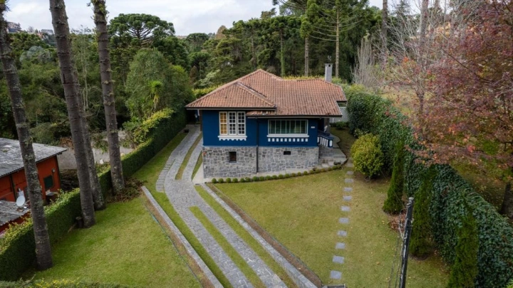 Casa em Vila Capivari, Campos do Jordão - foto 1