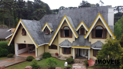Casa em Jardim Embaixador, Campos do Jordão