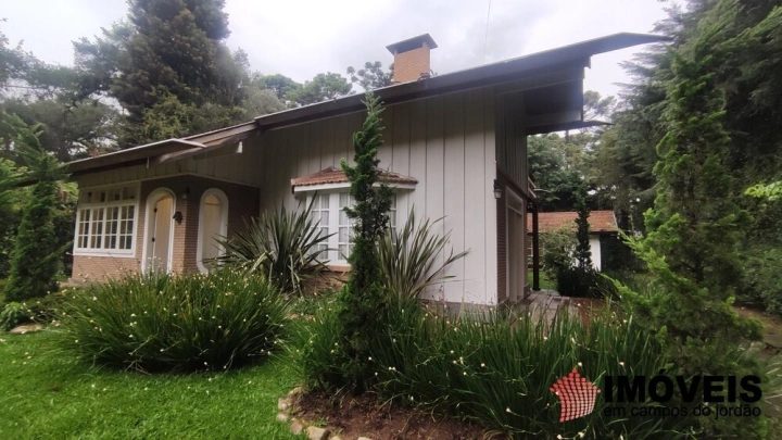 Casa em Vila Capivari, Campos do Jordão - foto 1