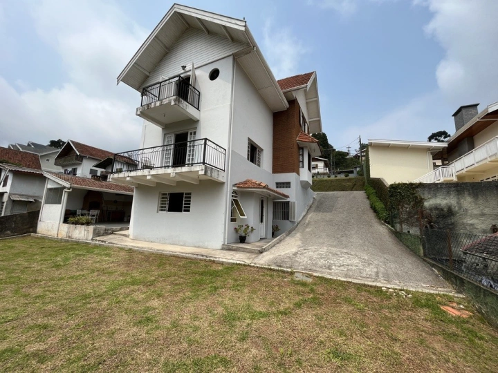 Casa em Vila Cristina, Campos do Jordão - foto 8