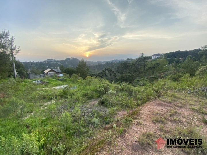 Terreno/Lote em Jardim Embaixador, Campos do Jordão - foto 1