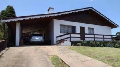 Casa em Vila Nova Suiça, Campos do Jordão