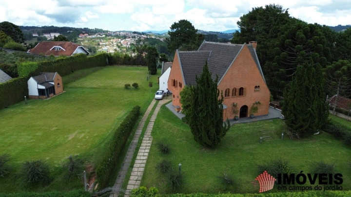 Casa em Alto da Vila Inglesa, Campos do Jordão - foto 2