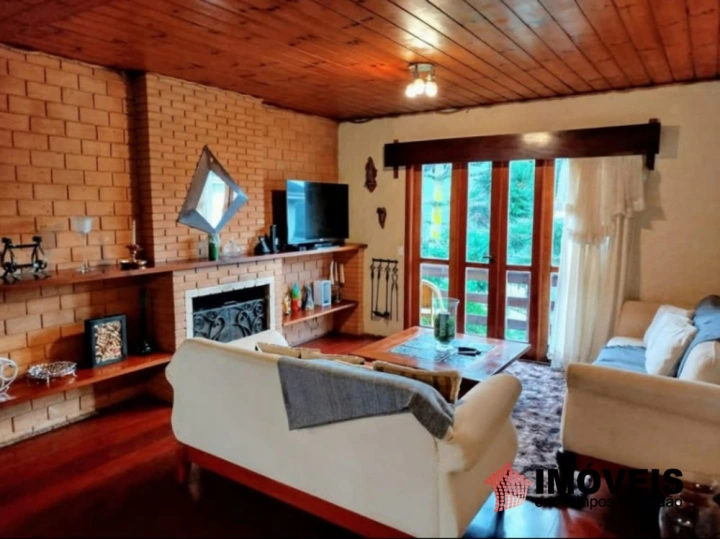 Casa em Jardim Márcia, Campos do Jordão - foto 9