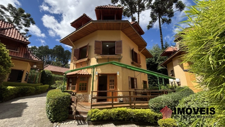 Casa em Vila Inglesa, Campos do Jordão - foto 1