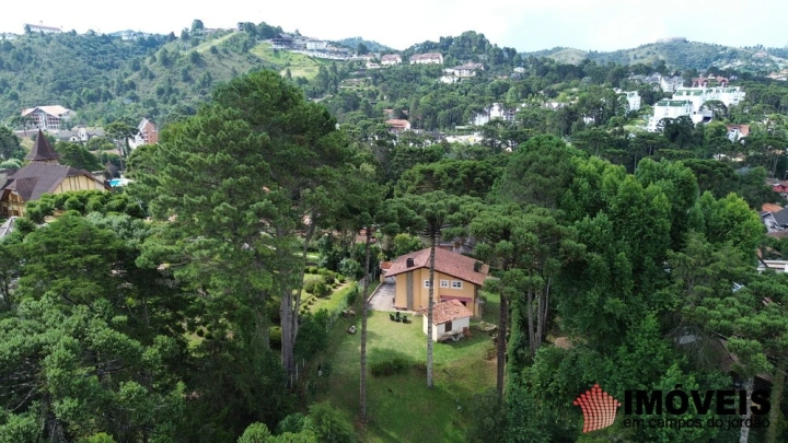 Casa em Vila Capivari, Campos do Jordão - foto 3