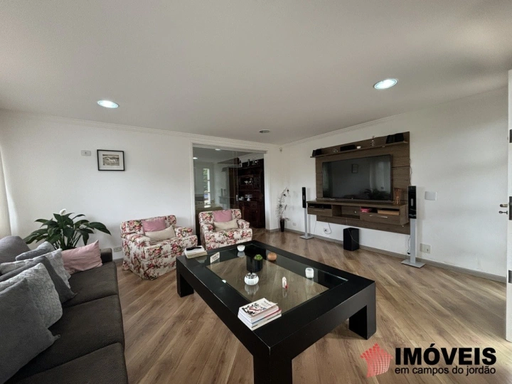 Casa em Vila Nova Suiça, Campos do Jordão - foto 5