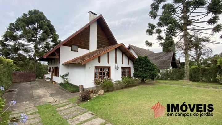 Casa em Alto do Capivari, Campos do Jordão - foto 1