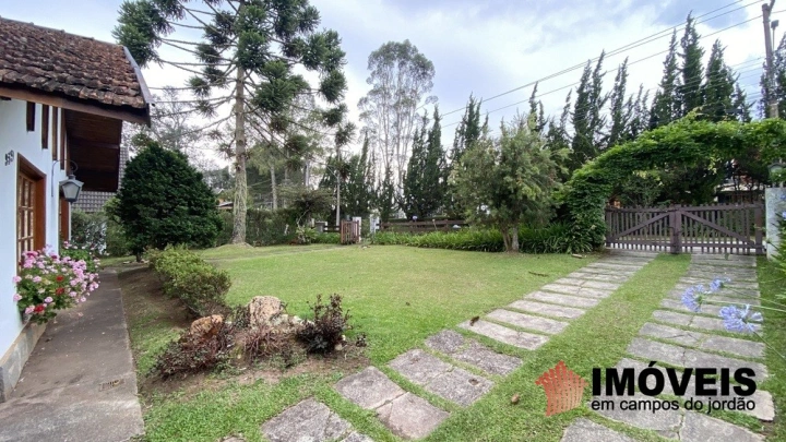 Casa em Alto do Capivari, Campos do Jordão - foto 8
