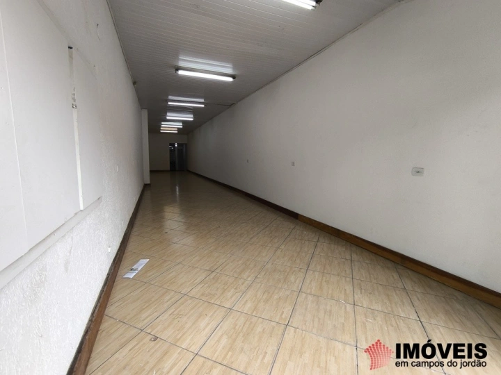 Sala Comercial em Vila Abernéssia, Campos do Jordão - foto 1