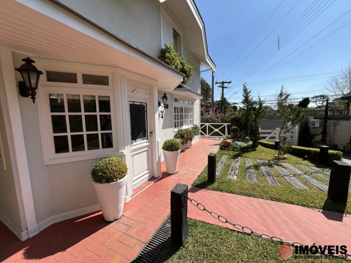 Casa em Alto do Capivari, Campos do Jordão - foto 3
