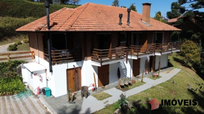 Casa em Vila Médica, Campos do Jordão
