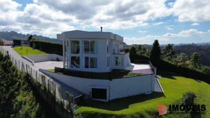 Casa em Jardim Embaixador, Campos do Jordão