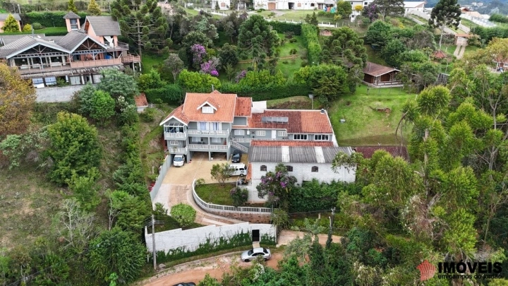 Casa em Jardim Primavera, Campos do Jordão - foto 1