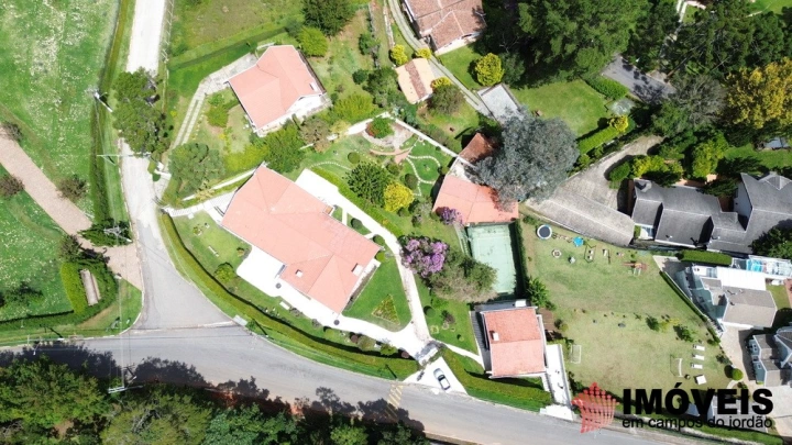 Casa em Alto do Capivari, Campos do Jordão - foto 3
