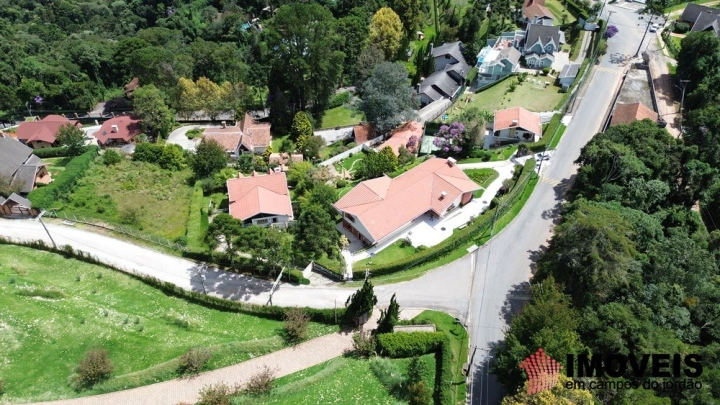 Casa em Alto do Capivari, Campos do Jordão - foto 4
