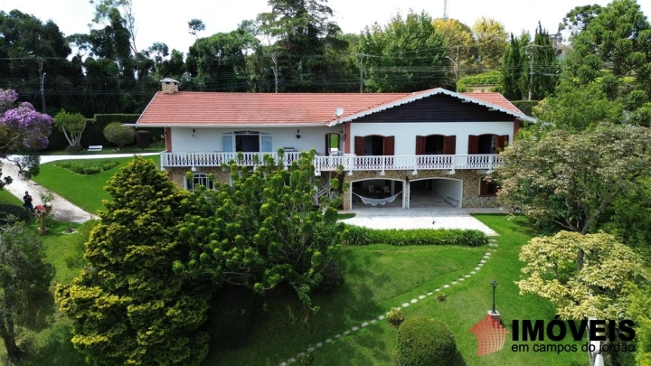 Casa em Alto do Capivari, Campos do Jordão - foto 8