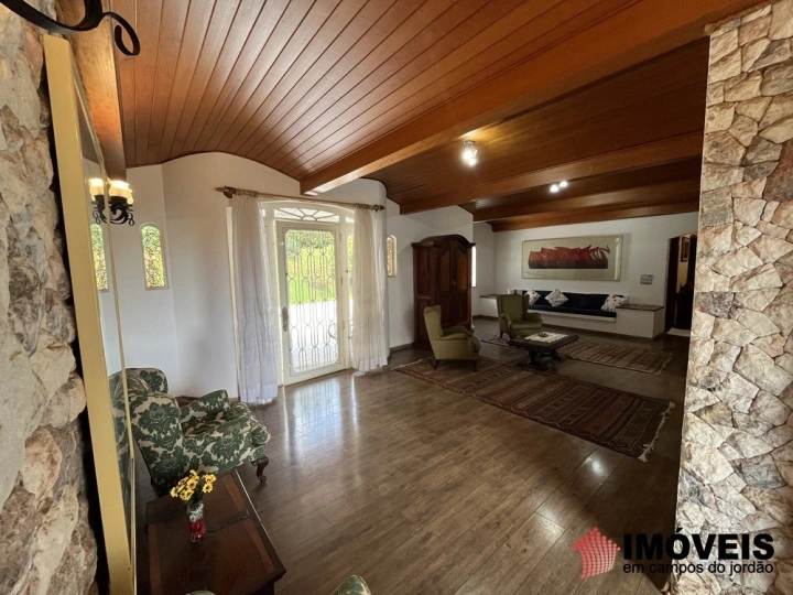 Casa em Alto do Capivari, Campos do Jordão - foto 11