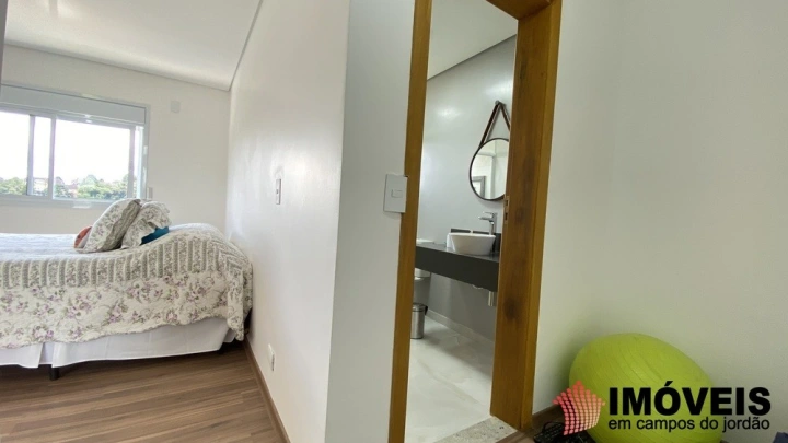 Casa em Alto do Capivari, Campos do Jordão - foto 8