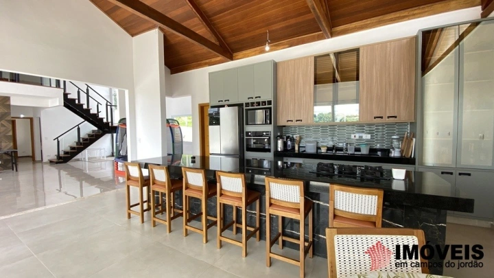 Casa em Alto do Capivari, Campos do Jordão - foto 29