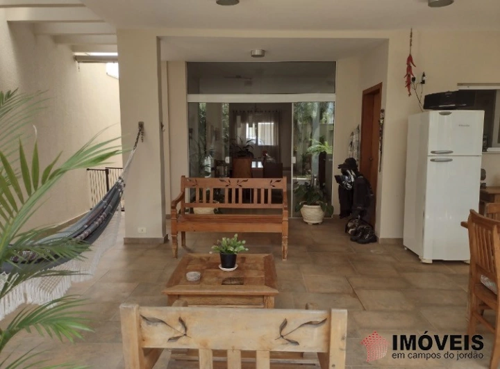 Casa em Vila Abernéssia, Campos do Jordão - foto 12