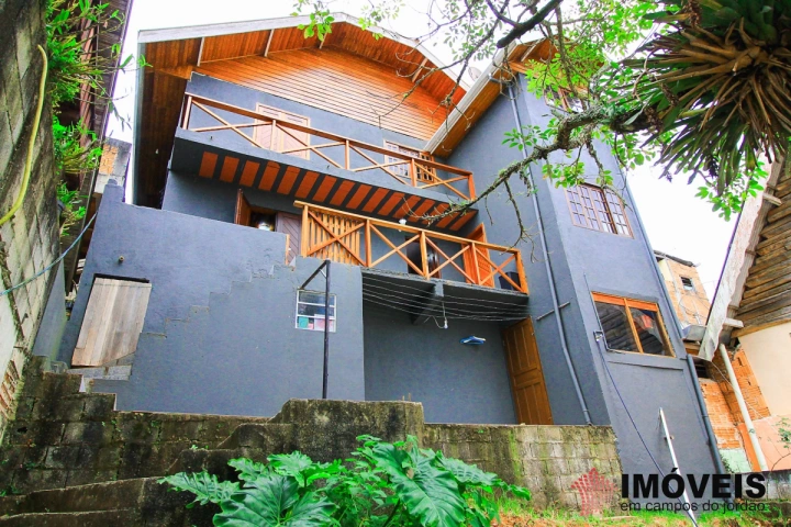 Casa em Vila Campos do Jordão, Campos do Jordão - foto 1
