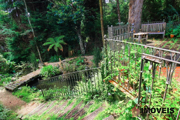 Casa em Jardim Véu da Noiva, Campos do Jordão - foto 14