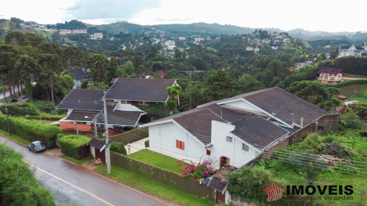 Casa em Alto do Capivari, Campos do Jordão - foto 5